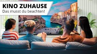 Beamer im hellen Wohnzimmer? So wird’s gemacht und dann sieht es auch tagsüber gut aus!
