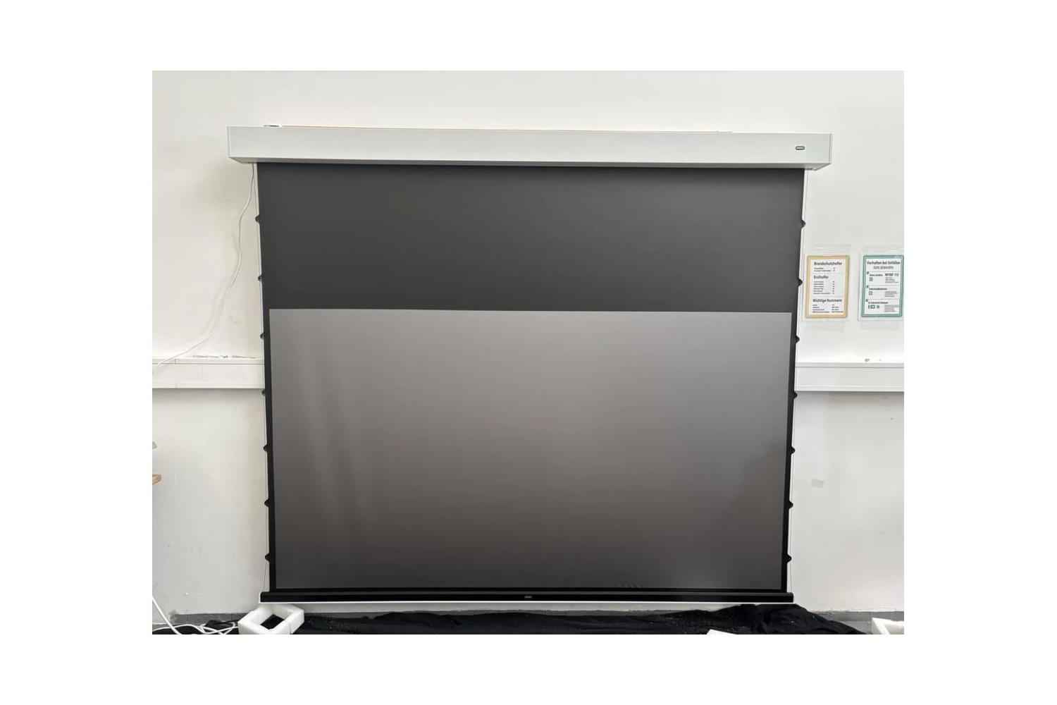 B-Ware celexon DARKVISION ALR Premium Plus Tension Motorleinwand 100 Zoll bei unserer Prüfung