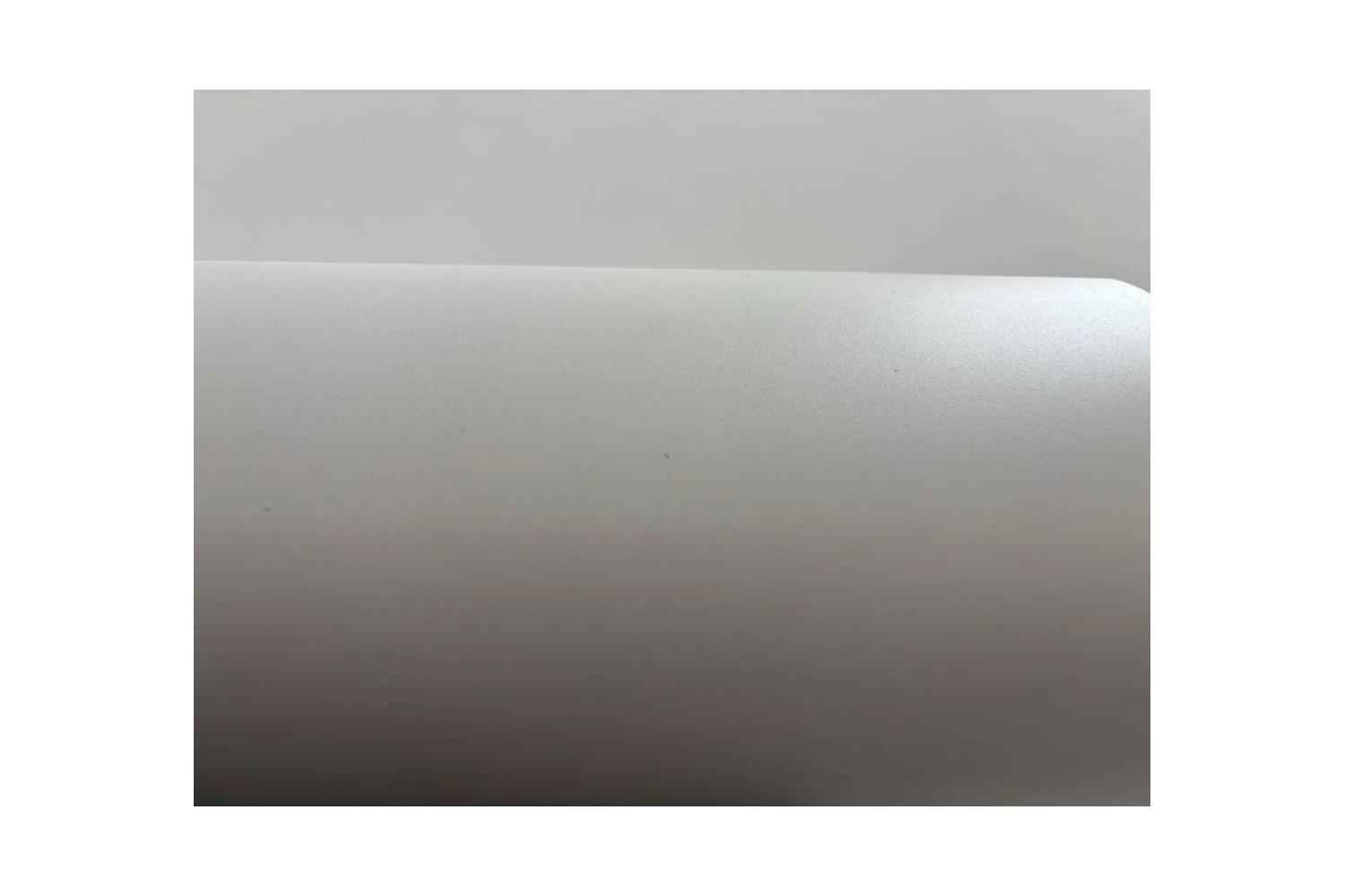 B-Ware LS Screens ApolloMotion Dark: Winziger Kratzer im Lack des Gehäuses