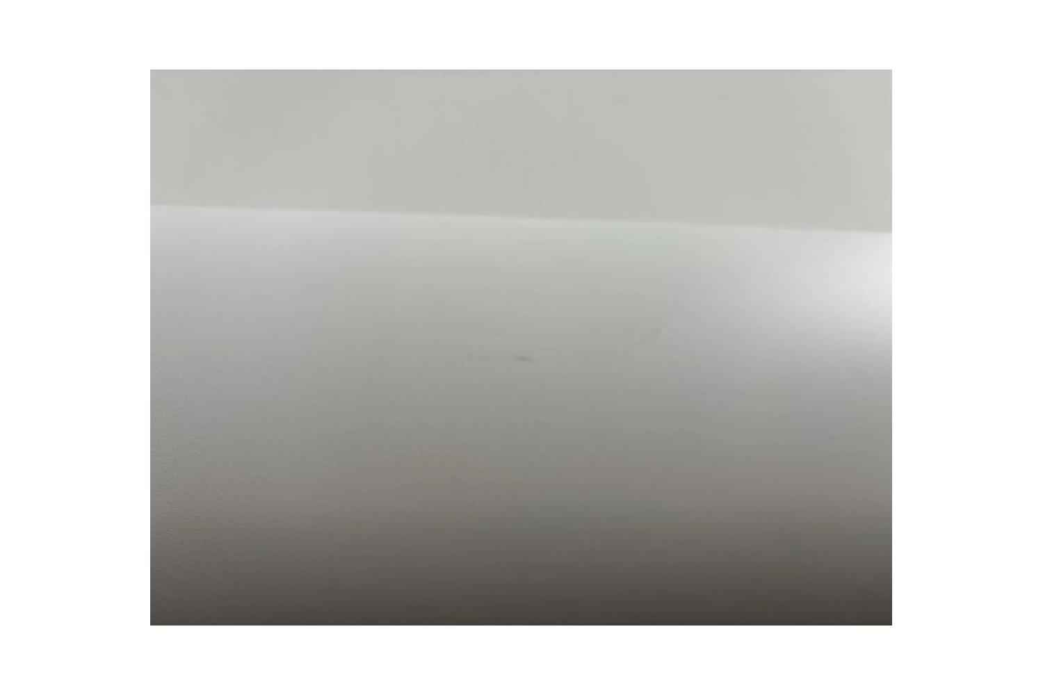 B-Ware LS Screens ApolloMotion Dark: Kleine graue Verunreinigung auf dem Gehäuse