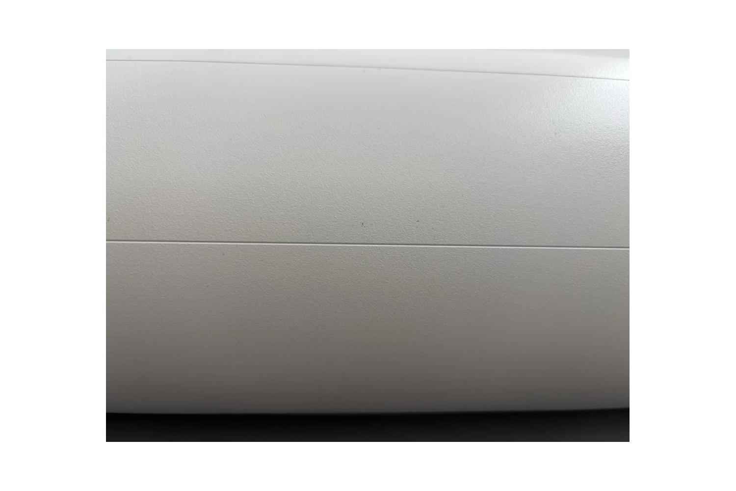 B-Ware LS Screens ApolloMotion Dark: Kleine dunkle Punkte auf dem Gehäuse