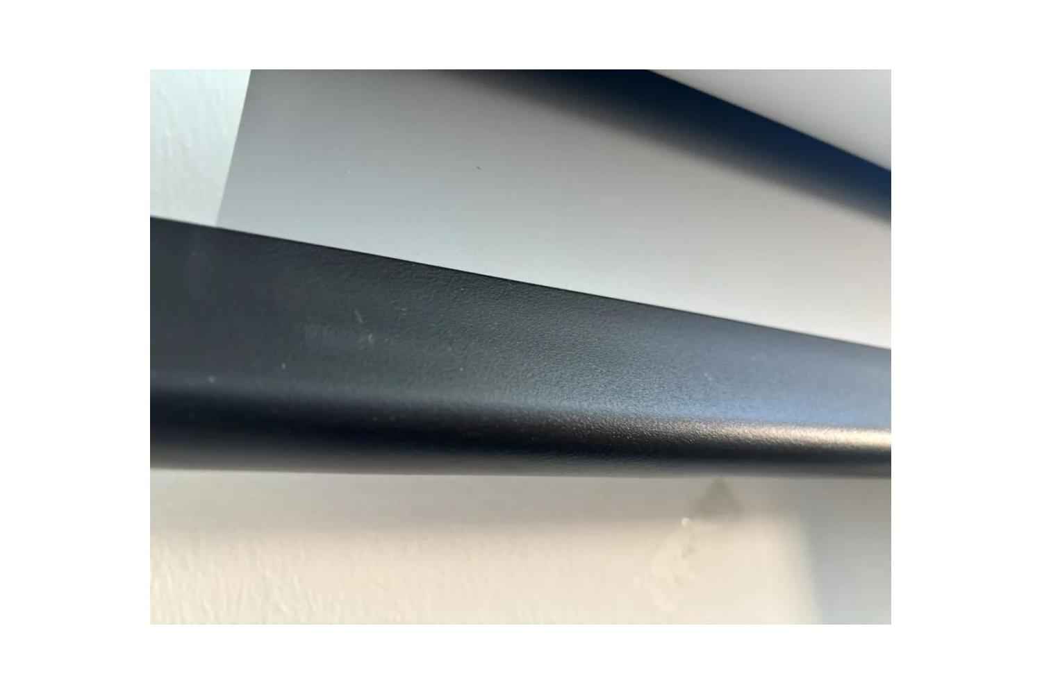 B-Ware LS Screens ApolloMotion: Leichte Kratzer an der Abschlussleiste