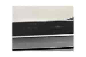 B-Ware celexon CLR HomeCinema Plus: Weitere Kratzer an der Innenseite des schwarzen Gehäuses