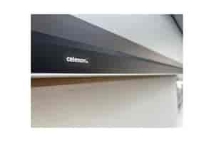 B-Ware celexon GREYVISION Premium Plus Tension Motorleinwand: Kratzer an der Abschlussleiste