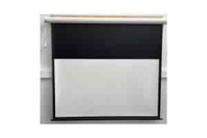 B-Ware Elite Screens Electric Screen Motorleinwand 84 Zoll bei unserer Prüfung
