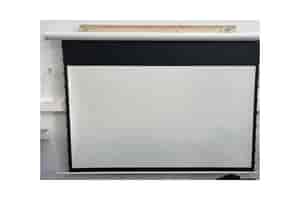 B-Ware Elite Screens Tension Electric Screen Motorleinwand 110 Zoll bei unserer Prüfung