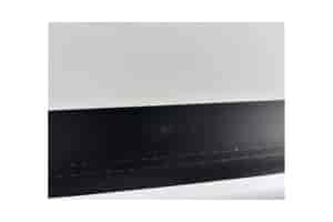 B-Ware Elite Screens Tension Electric Screen: Kleiner heller Fleck im schwarzen Rand unten im Tuch