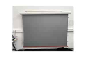 B-Ware LS Screens ApolloMotion Motorleinwand 110 Zoll bei unserer Prüfung