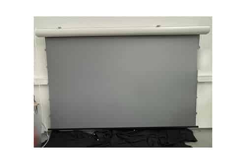 B-Ware LS Screens ApolloMotion Dark Motorleinwand 135 Zoll bei unserer Prüfung