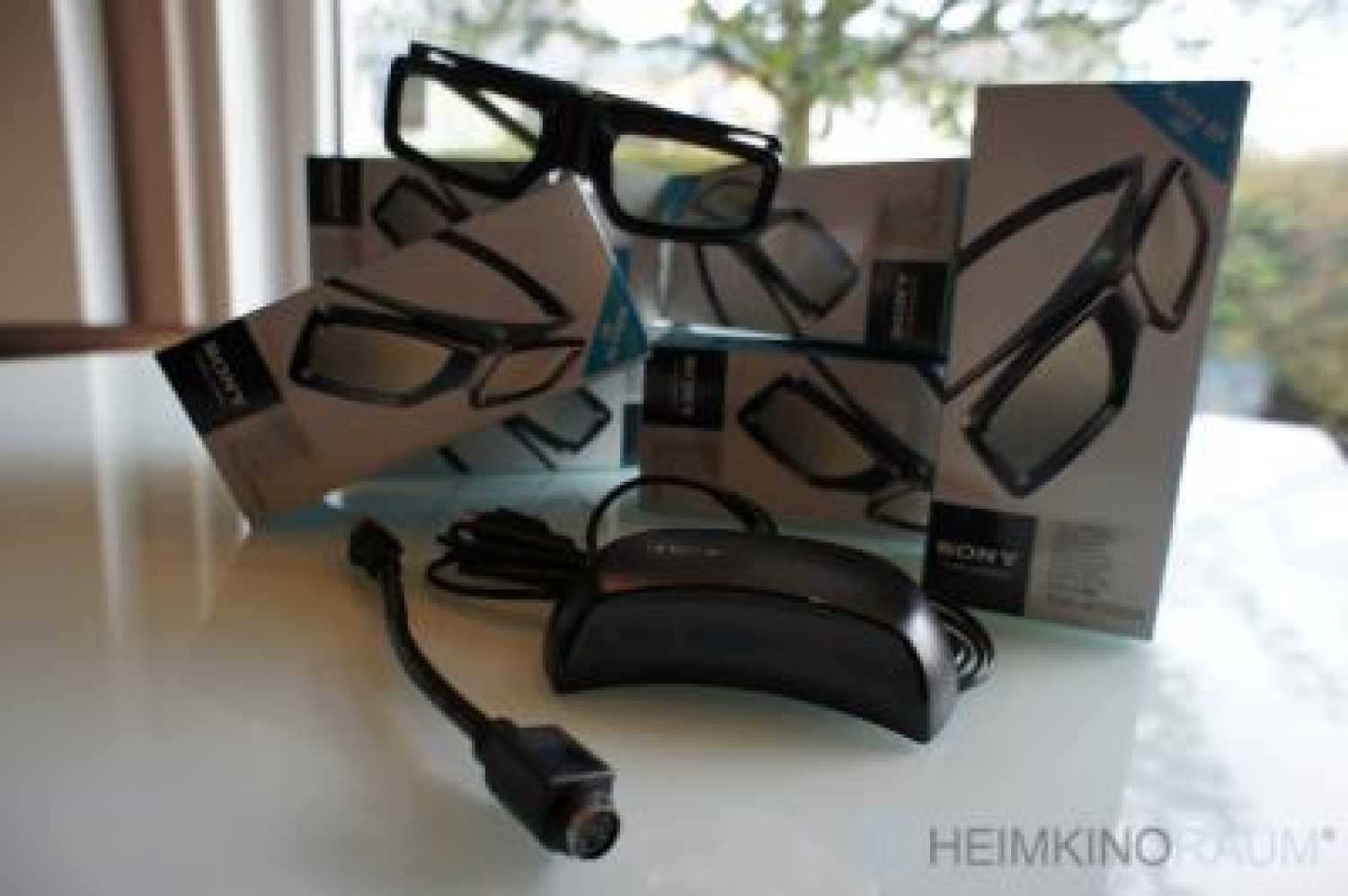 Sony HW 55 ES - Heimkinoraum Test - Neues Funk 3D Brillen und 3D Sender System