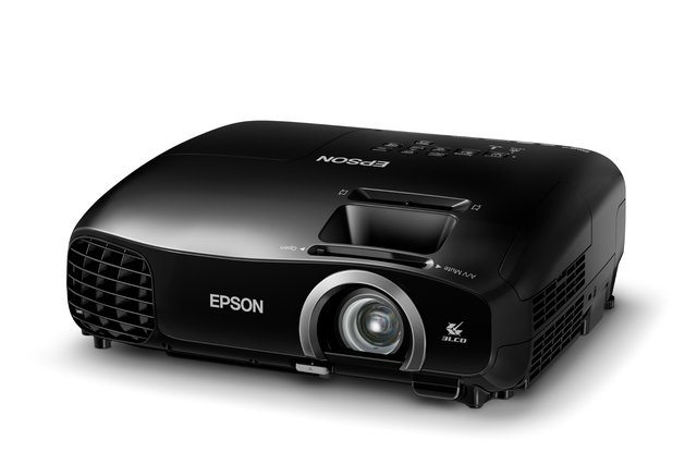 Epson-EH-TW5200_black1_jpeg_640x480_1