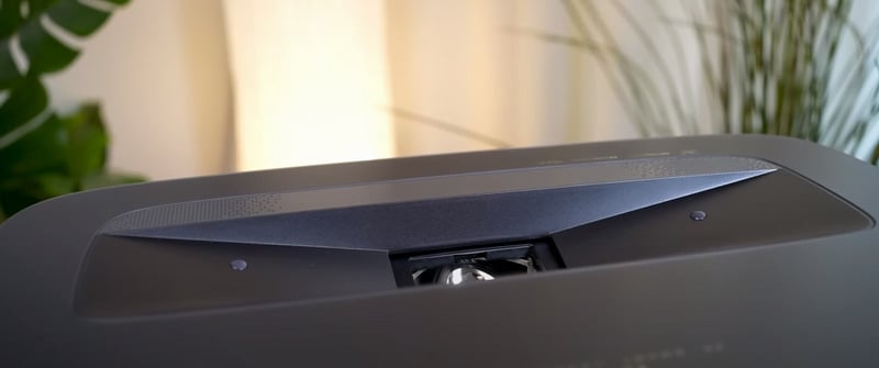 Hisense PL2 Lichtaustritt mit neuem Spiegelsystem