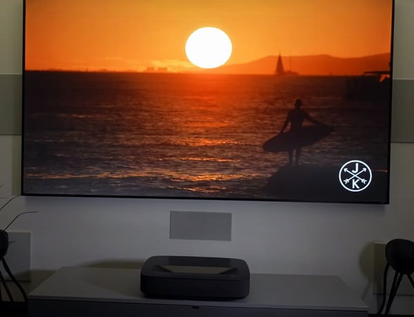 Hisense PL2 Test - Natives Kontrastverhältnis von 3000:1