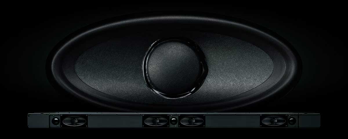 Soundbar mit Lautsprechern und Subwoofer-Detailansicht.