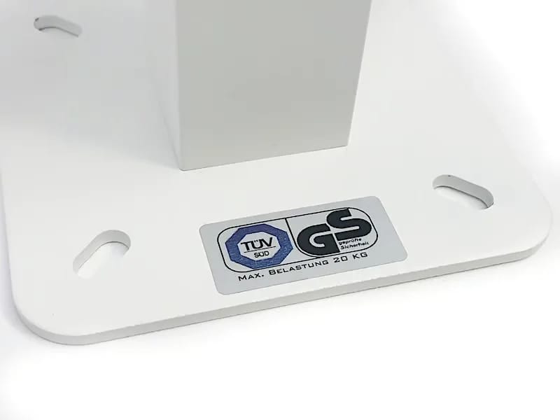 GS-Zeichen des TÜV SÜD auf der Deckenplatte des Deckenhalters ARMSTRONG