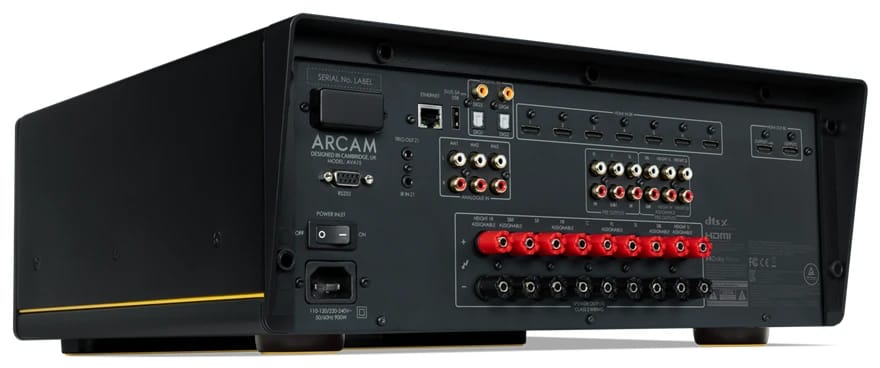 ARCAM Radia AVA15 schräg von hinten