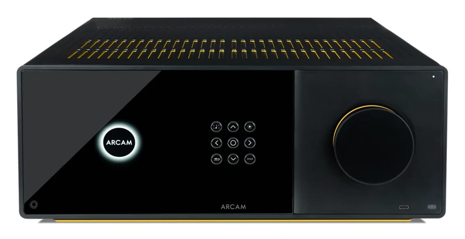 ARCAM Radia AVA25 von oben mit Lüftungsschlitzen