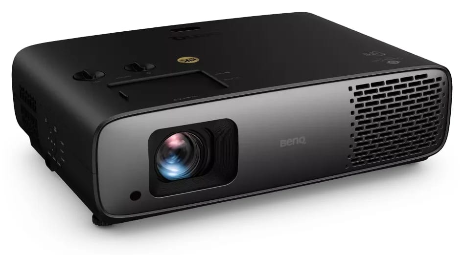 BenQ W4100i 4K HDR LED Beamer schräg von vorn