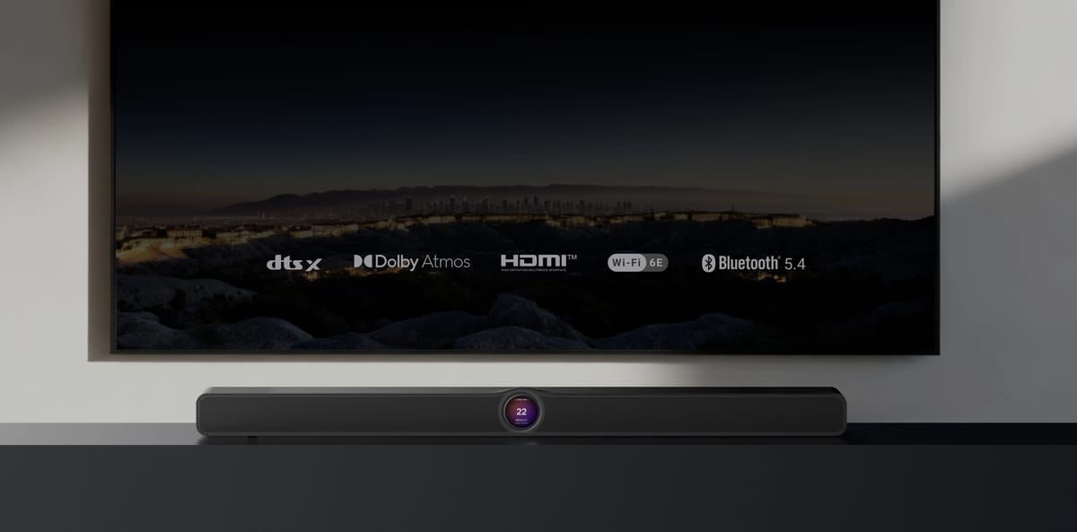 Beamer mit Soundbar und Technologie-Logos.