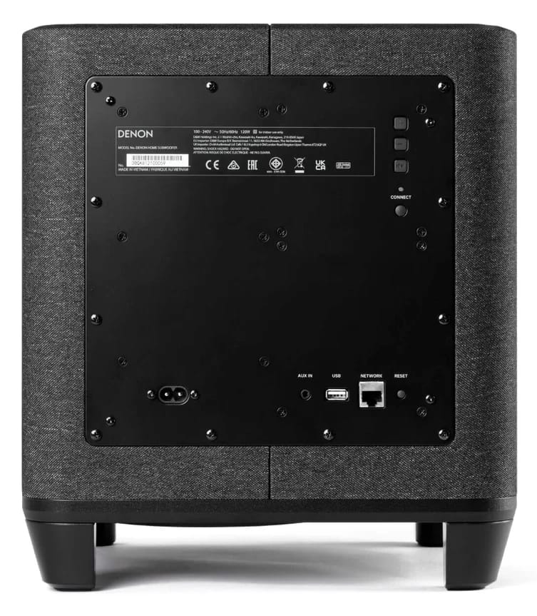 Rückseite des Subwoofers mit Anschlüssen und Tasten