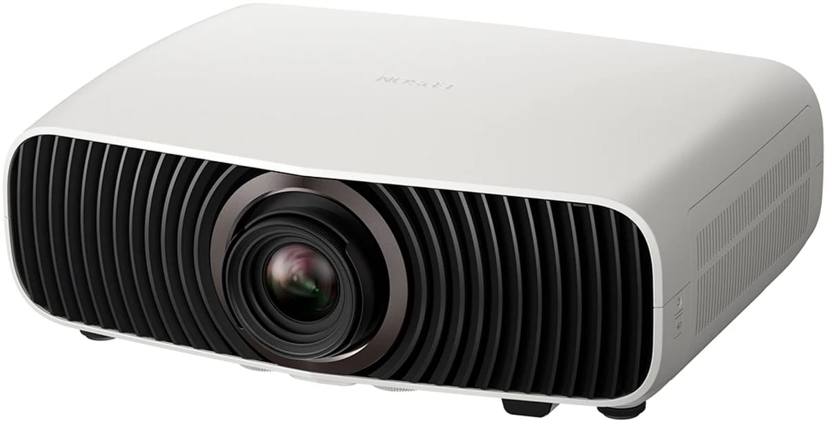 Epson EH-LS7500 4K HDR Laser Beamer in Weiß, schräg von vorn