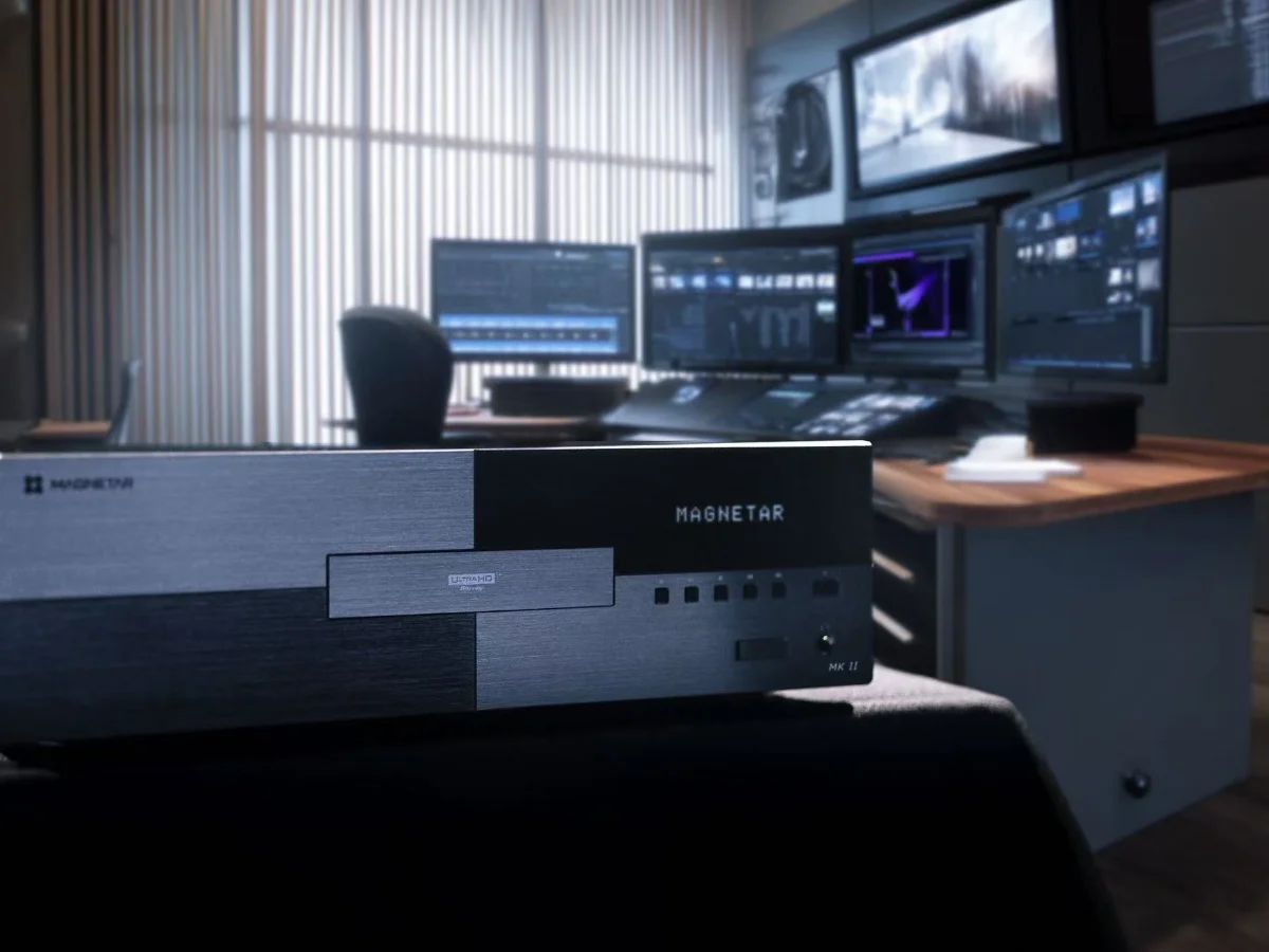Magnetar UDP900 MKII in einem Studio- und Arbeitsraum