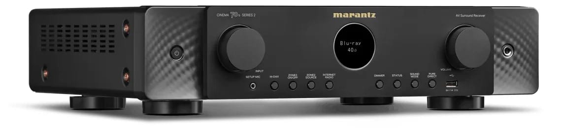 Marantz CINEMA 70s SERIE 2 in Schwarz, schräg von rechts vorn