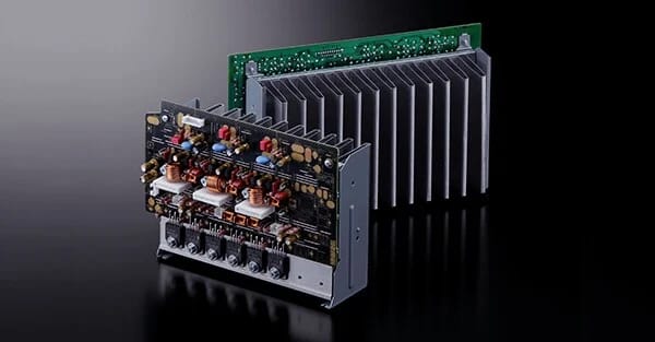 Endstufenmodule mit Kühlkörper