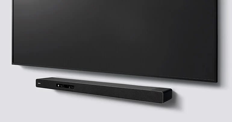 Soundbar an der Wand unter dem Fernseher