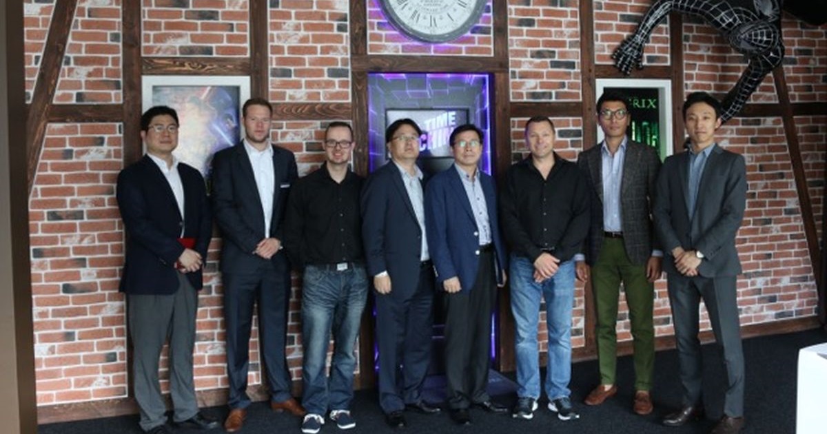 Hoher LG Besuch im Heimkinoraum Berlin