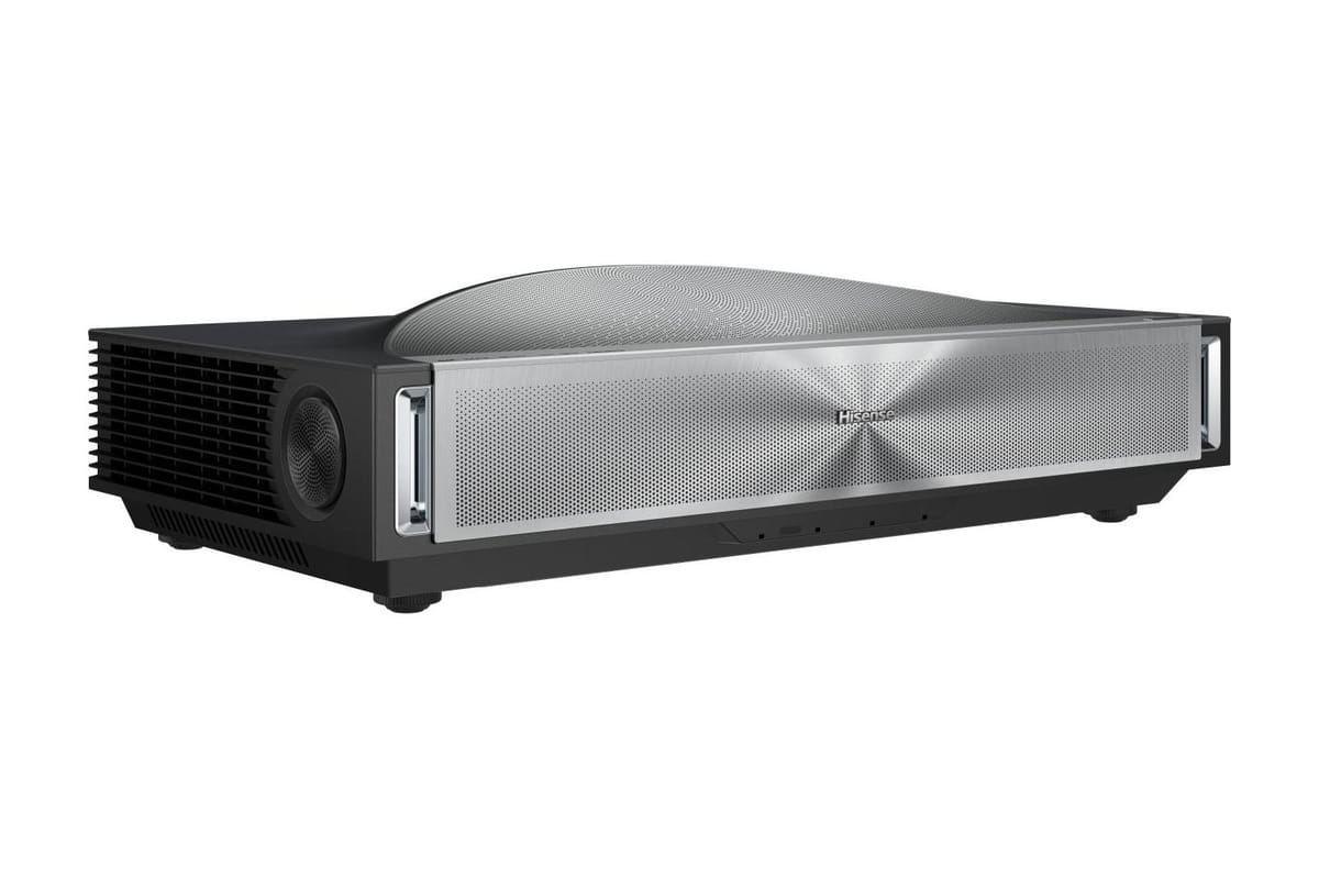 Hisense PX4 Pro Laser TV schräg von vorn