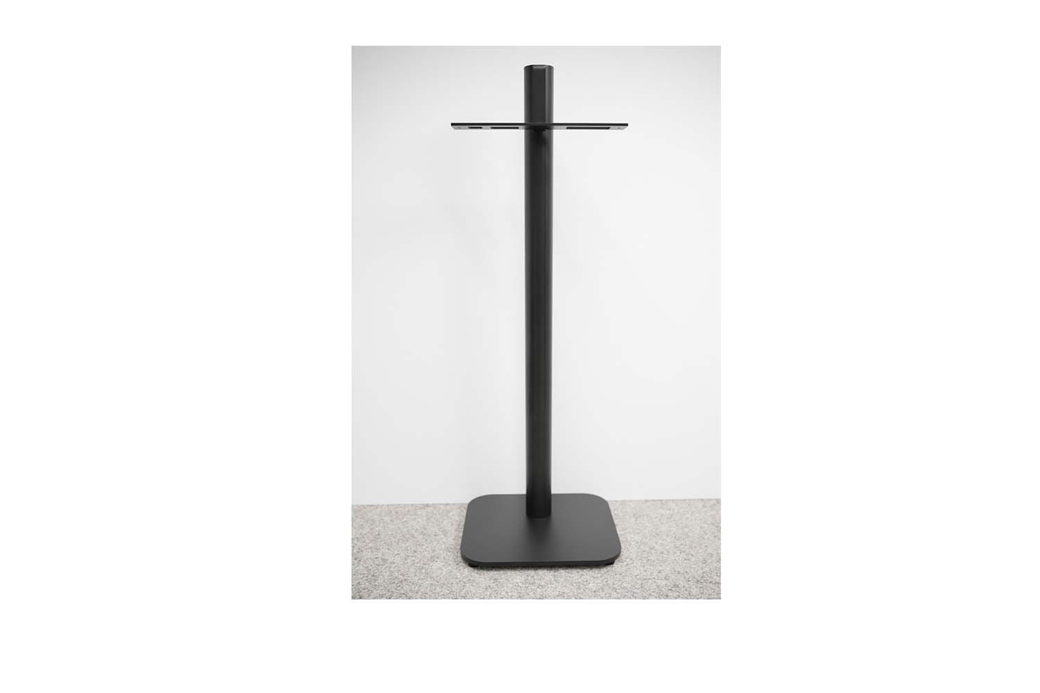 ARMSTRONG Standfuss für Bravia Theatre Quad