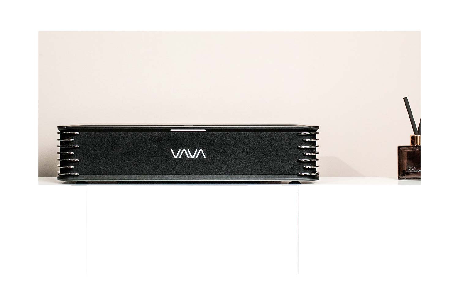 VAVA Chroma Laser TV front
