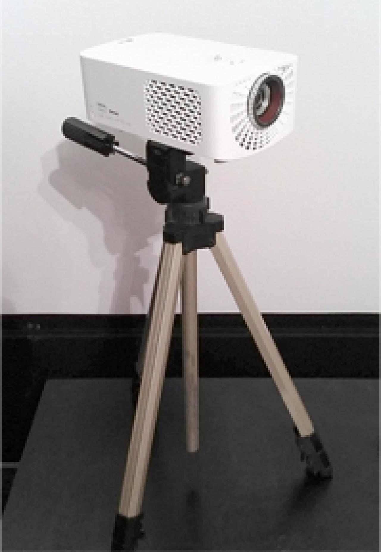 LG Largo auf Foto Stativ Bild